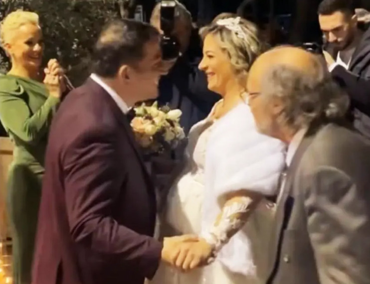Παντρεύτηκαν Πύρρος Δήμας και Αφροδίτη Σκαφίδα