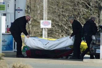 Φρίκη: Χειροπέδες σε 29χρονο μετά τον εντοπισμό πέντε πτωμάτων – Τρία παιδιά ανάμεσα στα θύματα