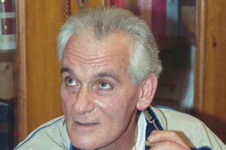 Πέθανε ο Βαγγέλης Ρωχάμης