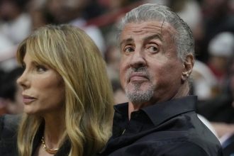 Σταλόνε: Υποβλήθηκε σε επτά επεμβάσεις, μετά από ατύχημα στους «Αναλώσιμους» - «Δεν συνήλθα ποτέ»