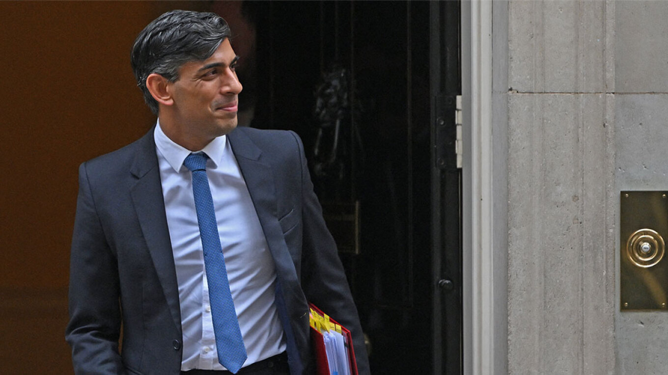 Ο Σούνακ πλήρωσε το 2023 πάνω από 500.000 λίρες σε φόρους