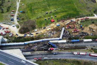 Τέμπη: Σε απολογία καλούνται 23 μη πολιτικά πρόσωπα για τη σύμβαση 717