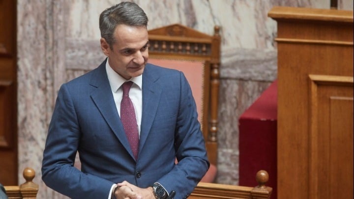 Μητσοτάκης για ομόφυλα: Είμαστε εδώ να προστατέψουμε αυτονόητα δικαιώματα παιδιών - Δεν θα διαταραχθούν οι σχέσεις της πολιτείας με την εκκλησία