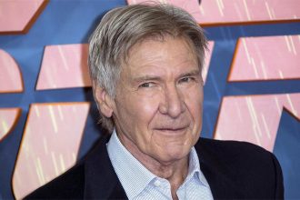 Ο Χάρισον Φορντ ξέχασε σενάριο του Star Wars σε διαμέρισμα και πουλήθηκε σε δημοπρασία 10.000 λίρες