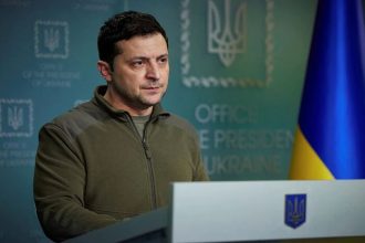 Ζελένσκι για την έκρηξη στην Οδησσό: «Πρέπει να είσαι άρρωστος για να χτυπήσεις κοντά στον Έλληνα πρωθυπουργό»