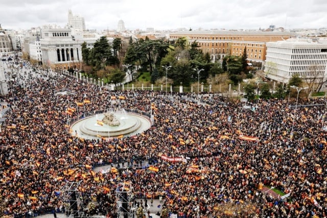 Μεγάλες διαδηλώσεις στην Ισπανία ενάντια στη χορήγηση αμνηστίας στους Καταλανούς αυτονομιστές