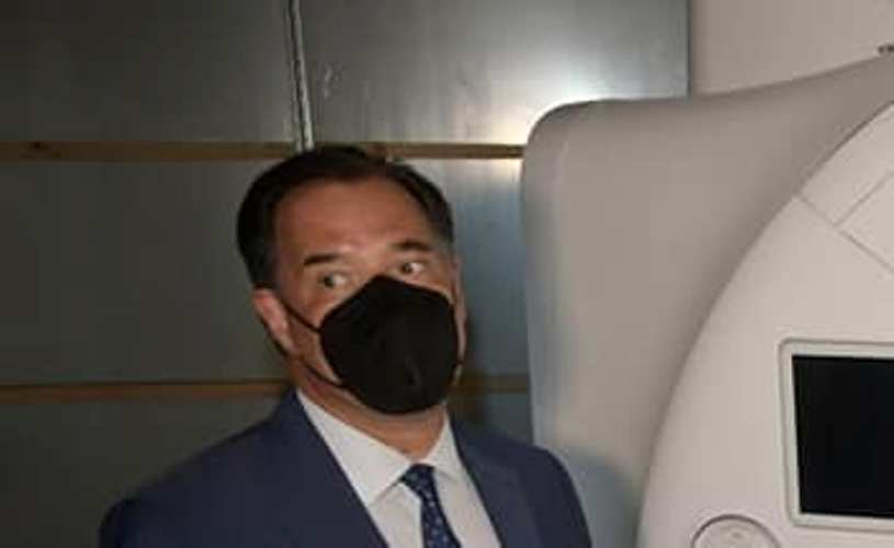 Οργή Γεωργιάδη για φωτογραφία που κυκλοφορεί στα Social Media: «Προσπαθούν να με μπλέξουν στη δίκη για τη 12χρονη από τον Κολωνό»