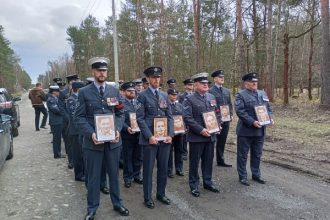 Πολωνία: Η Βρετανική Βασιλική Αεροπορία τίμησε τον Έλληνα αεροπόρο της «Μεγάλης Απόδρασης» Σωτήρη Σκάντζικα