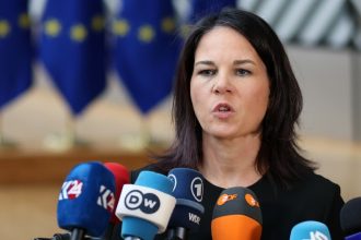 Γερμανίδα Υπουργός Εξωτερικών: Η Ευρωπαϊκή Ένωση θα ανακοινώσει νέες κυρώσεις κατά της Ρωσίας