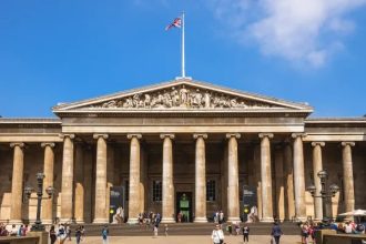 Βρετανικό Μουσείο: Μηνύει τον έφορο που έκλεψε 2000 αρχαία αντικείμενα