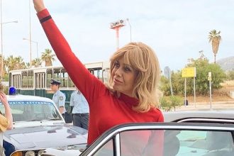 Κατερίνα Διδασκάλου: Η εντυπωσιακή μεταμόρφωση σε Μελίνα Μερκούρη για τη νέα της ταινία