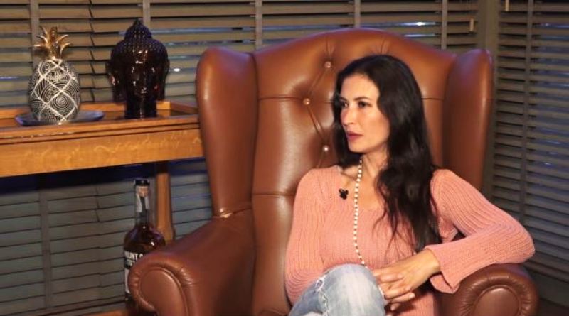 Μάρα Δαρμουσλή: «Αλλιώς ήταν η μητρότητα στα 20 και αλλιώς στα 40»