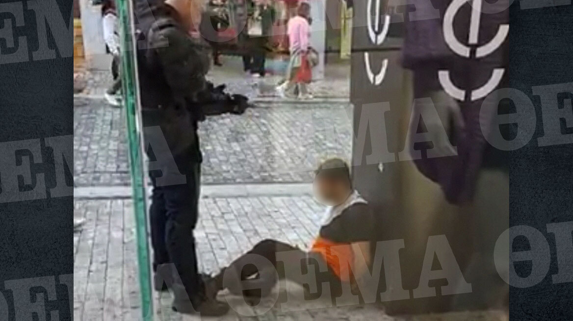 Επίθεση με μαχαίρι στην Ερμού: Για απόπειρα ανθρωποκτονίας με δόλο κατηγορείται ο Ιρακινός - Απολογείται την Τρίτη