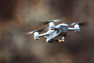 Ουκρανικά drones έπληξαν 12 ρωσικά διυλιστήρια πετρελαίου
