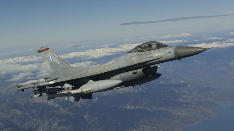 Έπεσε F-16 στη νήσο Ψαθούρα νότια της Χαλκιδικής - Εγκατέλειψε ο πιλότος