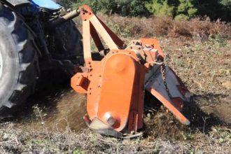 Φρικτό ατύχημα: Πιάστηκε το πόδι αγρότη σε φρέζα - Μεταφέρθηκε στο νοσοκομείο με σοβαρά τραύματα