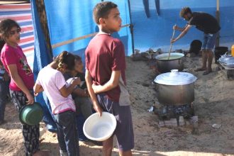 ΟΗΕ: Ένα στα τρία παιδιά κάτω των 2 ετών στη Γάζα αντιμετωπίζει οξύ υποσιτισμό