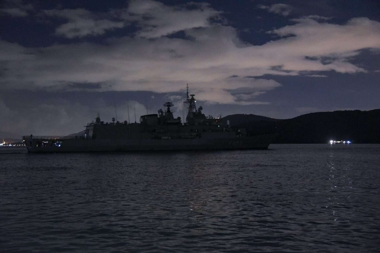 Η φρεγάτα Ύδρα πλέει στην Ερυθρά Θάλασσα