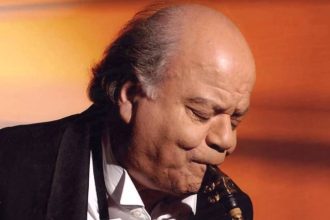 Ο Γιώργος Κατσαρός κατακεραυνώνει τη Μαρίνα Σάττι: «Αυτό το τραγούδι δεν θα το έστελνα να εκπροσωπήσει τη χώρα μου»