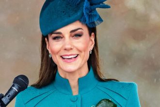 Κέιτ Μίντλετον: Η πρώτη της δημόσια εμφάνιση μετά την εγχείρηση στην κοιλιά (ΦΩΤΟ)