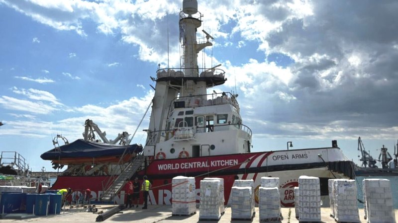 Πλοίο με ανθρωπιστική βοήθεια για τη Γάζα αναχωρεί από την Κύπρο