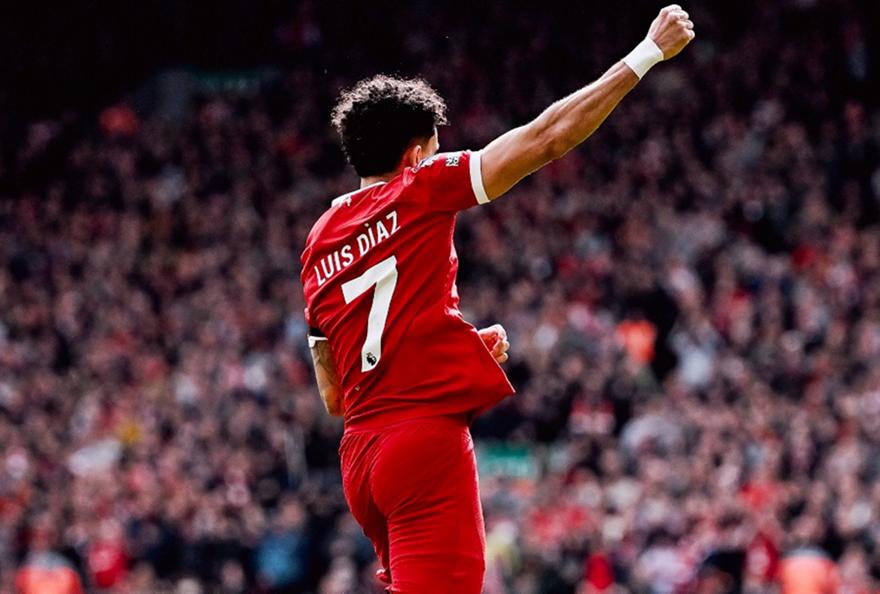 Τούμπαρε την Μπράιτον και περιμένει το ντέρμπι η Λίβερπουλ