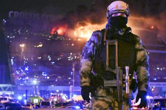 Μακελειό στη Μόσχα: Τουλάχιστον 62 οι νεκροί και 115 τραυματίες - Σε κρίσιμη κατάσταση 60 άτομα