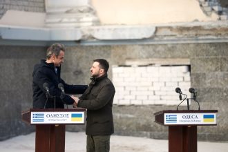 Είμαι ευγνώμων στην Ελλάδα για την προθυμία της να συμβάλει στην αποκατάσταση της πολιτιστικής μας κληρονομιάς, λέει ο Ζελένσκι