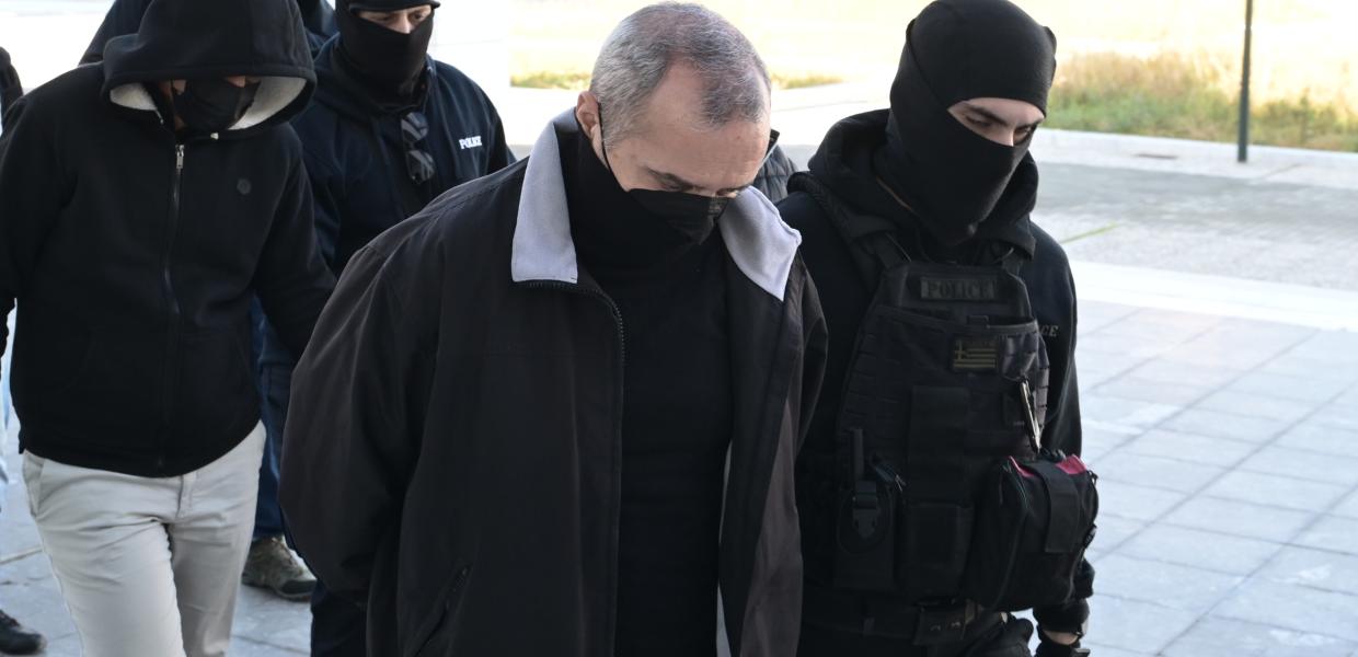 Δίκη για υπόθεση Κολωνού: Μόνο ένας δικαστής «είδε» ενοχή Μίχου για βιασμό, οι ένορκοι έκριναν την ενοχή του