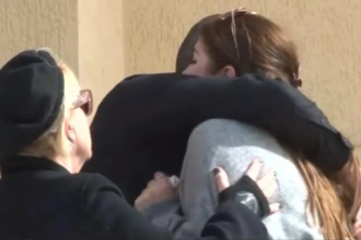 Δολοφονία στην Νίκαια: Σπαρακτικές στιγμές στην κηδεία του 39χρονου – «Στέλιο μου, συγχώρεσέ με»