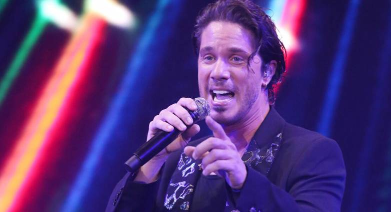 Ακυρώθηκαν οι εμφανίσεις του Νίκου Οικονομόπουλου