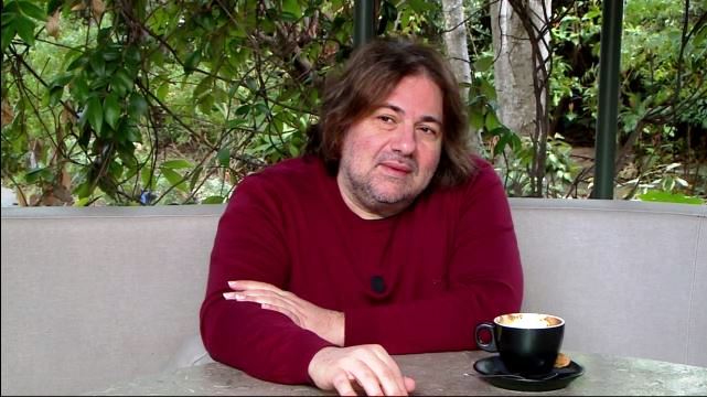 Μάνος Πυροβολάκης: «Αν ήμουν νέος θα έκανα κι άλλα παιδιά»