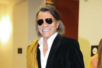 Ηλίας Ψινάκης: Αν θέλει ο Σάκης, ας έρθει στο Γηροκομείο, όλοι τον ζητάνε