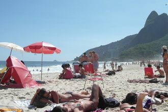 ΑΠΙΣΤΕΥΤΟ - Βραζιλία: Στους 62,3 βαθμούς Κελσίου έφτασε η αισθητή θερμοκρασία στο Ρίο ντε Τζανέιρο