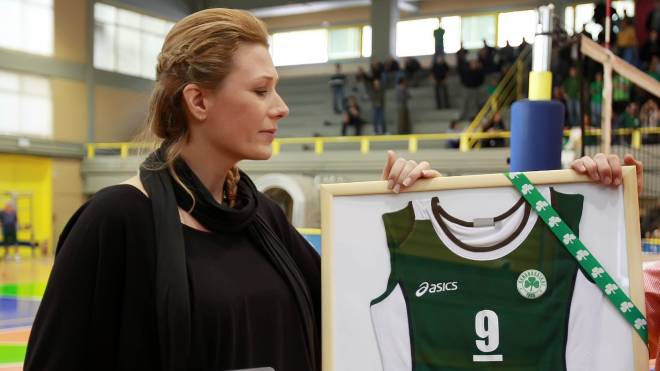 Σοκ στο ελληνικό βόλεϊ: Πέθανε η Ρούξι Ντουμιτρέσκου από ανακοπή καρδιάς