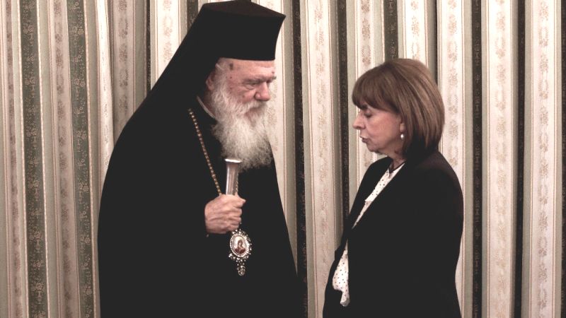 Η Σακελλαροπούλου «απάντησε» στον Ιερώνυμο: Είστε πάντα ευπρόσδεκτοι στο Προεδρικό Μέγαρο - Σεβαστό αν δεν αποδεχθείτε την πρόσκληση