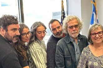 Η κόρη και τα εγγόνια του Τέλι Σαβάλας απέκτησαν την ελληνική ιθαγένεια