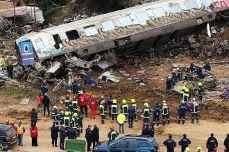 Τέμπη: «Στείλτε μας φωτογραφίες και βίντεο από την εμπορική αμαξοστοιχία» - Το κάλεσμα της Μαρίας Καρυστιανού