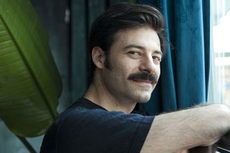 Θάνος Λέκκας – Το Ναυάγιο: «Δεν έχω social media, δεν θέλω να μάθει κάτι ο κόσμος για μένα πέραν της δουλειάς μου»