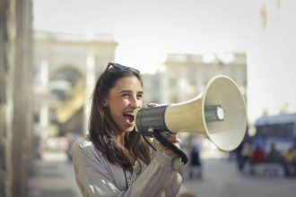 Aλλάζουν οι ώρες κοινής ησυχίας από την 1η Απριλίου - Τι δεν επιτρέπεται