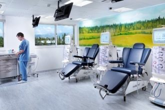 ΗΠΑ: Για πρώτη φορά μεταμοσχεύθηκε νεφρό γενετικά τροποποιημένου χοίρου σε ασθενή