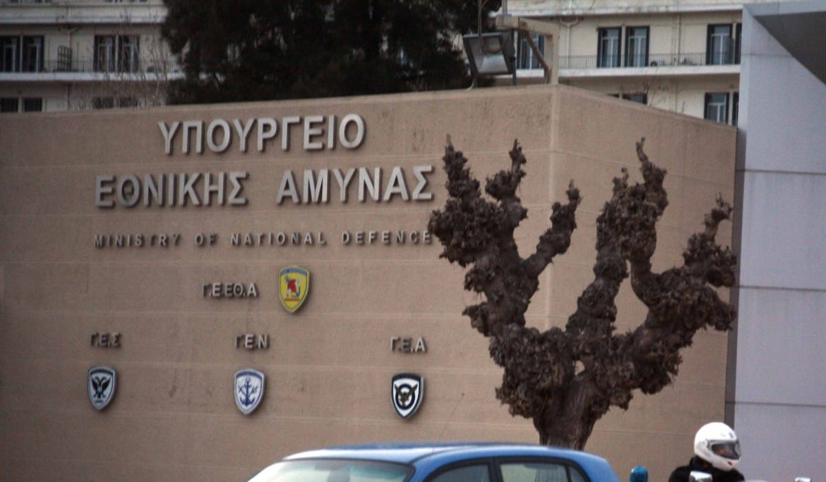 Έκτακτες κρίσεις στις Ένοπλες Δυνάμεις: Ποιοι προάγονται