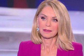 Πένθος για την Έλλη Στάη, πέθανε η μητέρα της Ρενέ Τσαρλαμπά