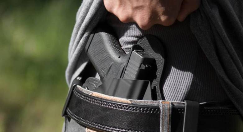 ΗΠΑ: Με όπλα θα κυκλοφορούν οι καθηγητές στο Τενεσί