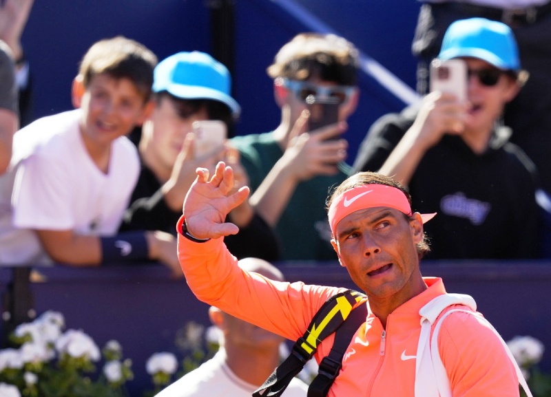 Ναδάλ: Ανέτοιμος ο Ισπανός, αποκλείστηκε πρόωρα στη Βαρκελώνη