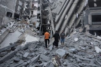 Ρωσία: Δικαστήριο καταδίκασε τον εκπρόσωπο Τύπου της Meta ερήμην σε έξι χρόνια φυλάκιση