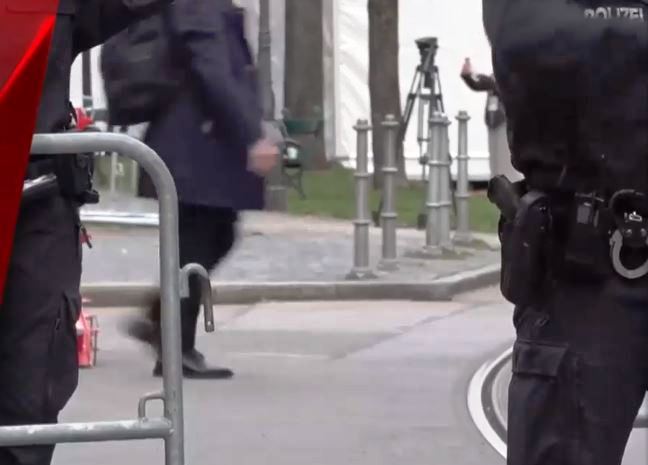 «Θρίλερ» στη Γερμανία: Σύλληψη δύο γερμανορώσων για σχέδιο δολιοφθοράς στη στρατιωτική υποστήριξη της Ουκρανίας