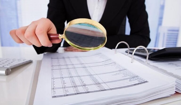 Εφορία: Όλα στο φως για ελεύθερους επαγγελματίες, αμφισβητίες του τεκμαρτού εισοδήματος, από τιμαλφή και θυρίδες μέχρι ταξίδια