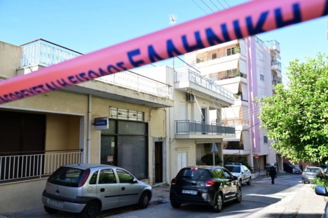 Επικρατέστερο σενάριο ο γιος να σκότωσε τη μάνα και να αυτοκτόνησε - Η καραμπίνα και οι συνεχείς καυγάδες