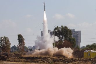 Μήνυμα από το Ισραήλ στο Ιράν: Επιλέξαμε να μην χτυπήσουμε πυρηνικές εγκαταστάσεις, θα μπορούσε να είναι χειρότερα